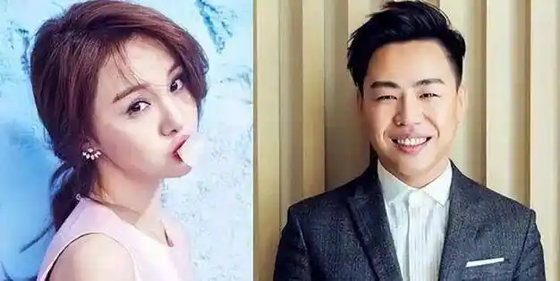 一组郑爽与路人合照的照片在网络上流传,并引起了不少人的关注和叹息