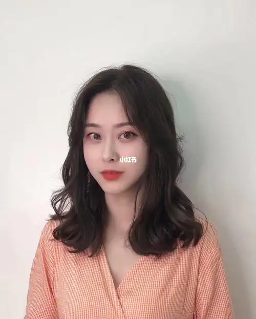 气质慵懒法式烫发中发长发推荐烫发发型 气质慵懒的卷发法式懒人烫发