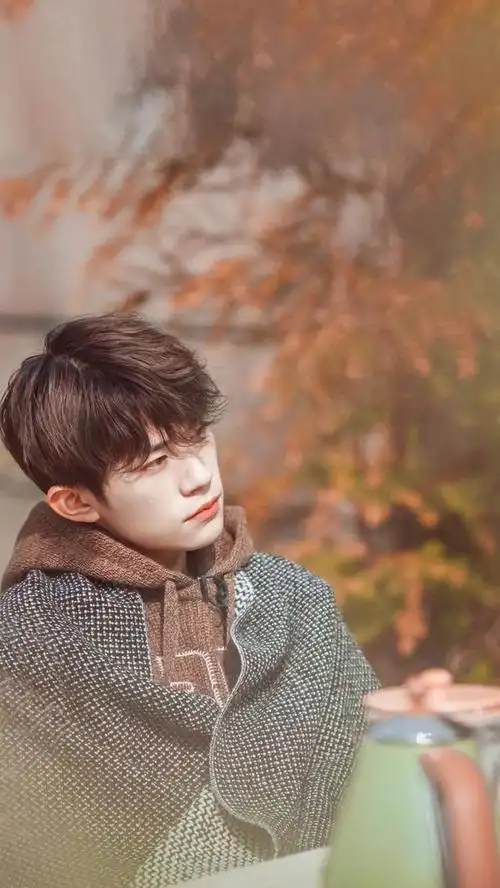 易烊千玺手机壁纸分享