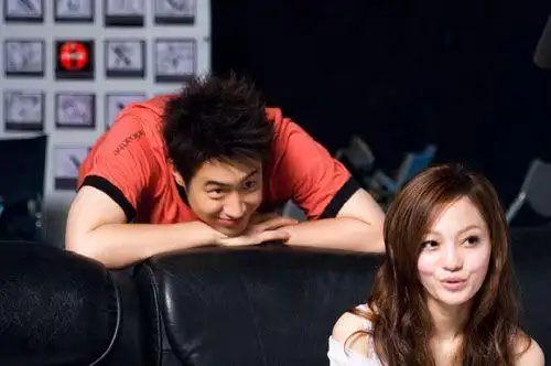 张韶涵恋上电竞男友是看上了他的apm还是他有隐形的翅膀