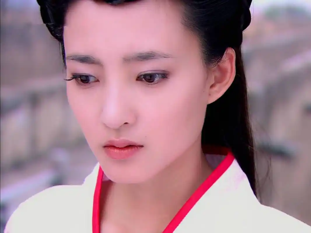 王丽坤《美人心计》【聂慎儿】秦楼复楚馆,身世本堪怜;利欲熏心前,弃