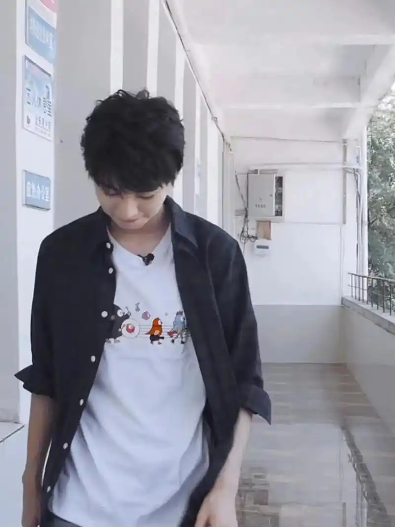 有人问我理想型 我又开始描述你了.#王俊凯 - 抖音