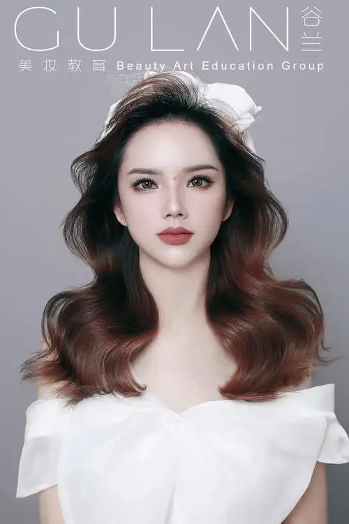 韩式披发新娘发型