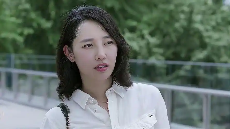 南方有乔木:南乔帮小孩修无人机,抬头看见一幕,让她傻了!