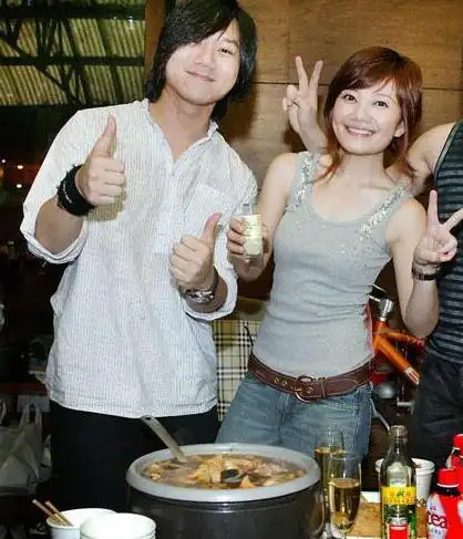 图梁静茹玛莎同台合唱旧情人世纪大和解