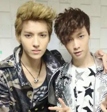 张艺兴出卖吴亦凡事件回顾