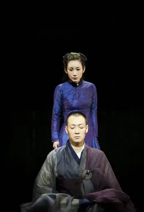 秦海璐演青蛇的台词,是能播的吗?_小青_法海_话剧