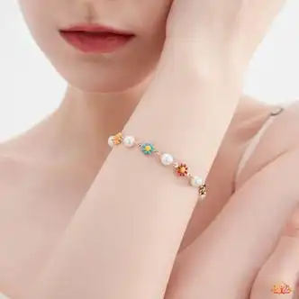 珠佩丽多巴胺手链情侣款夏季小雏菊花朵珍珠女感精轻奢小众彩色串珠手