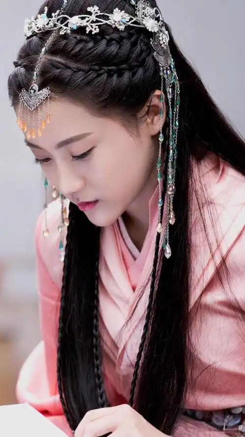 萌妻食神阿阮李艺彤