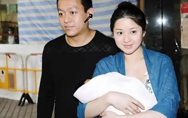 23岁嫁入豪门, 连生3个女儿, 丈夫却说: 直到生出儿子为止!