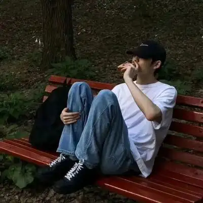 颜值高耐看又很撩人的男生头_男生头像_美头网