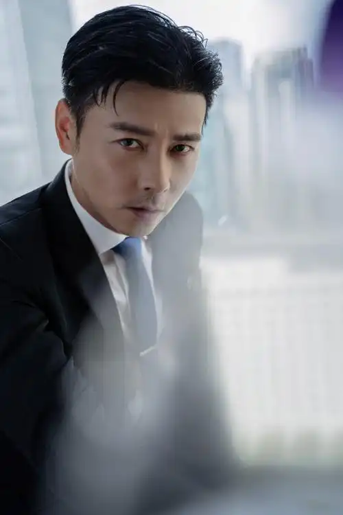 张晋,1974年5月19日出生于重庆市,华语影视男演员,导演,武术指导,国家