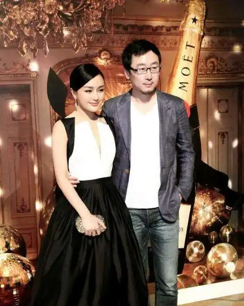 36岁秦岚当年被陆川白睡几年时, 还发生了这不为人知的事