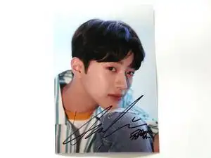 wanna one 赖冠霖 亲笔签名照片 6寸 宣传照 2019.24 04 02