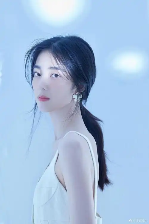 超喜欢万鹏小姐姐这组写真06