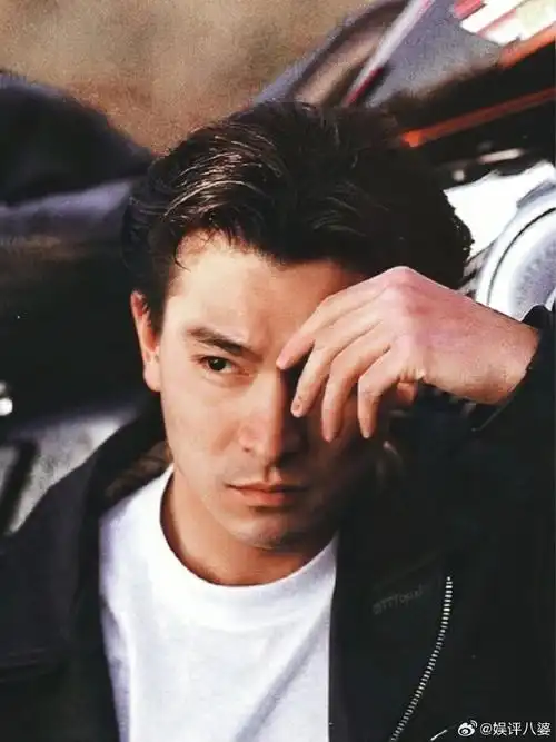 tvb台庆有刘德华##才知道刘德华是tvb出道的#原来刘德华在1981年就