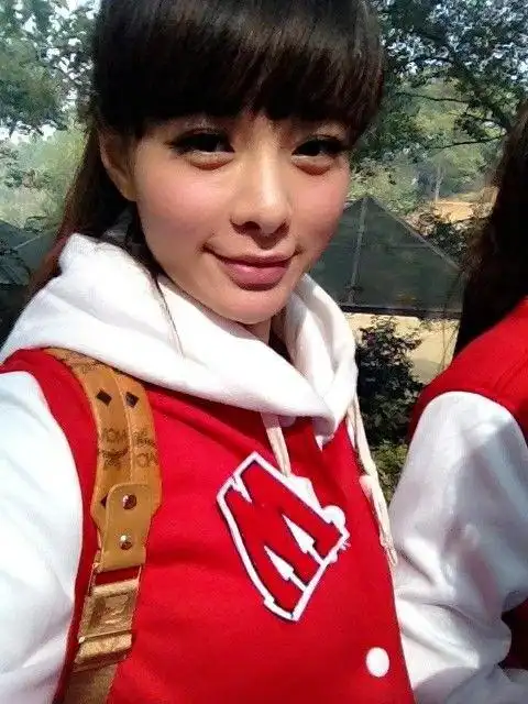 沈梦辰生活自拍照