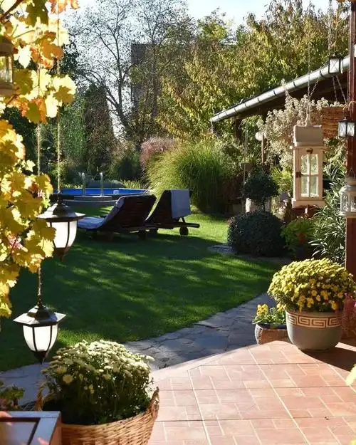 庭院景观设计参考原则——动感,年轻人都喜欢的现代欧式花园!