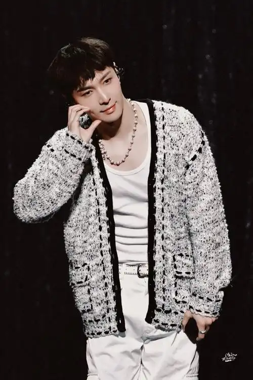 全世界最～可爱的蕾酱 [米奇比心][虎爪比心]@张艺兴