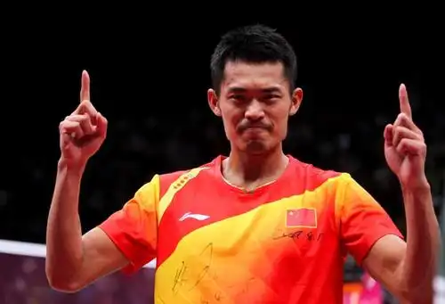 刚刚林丹宣布退役