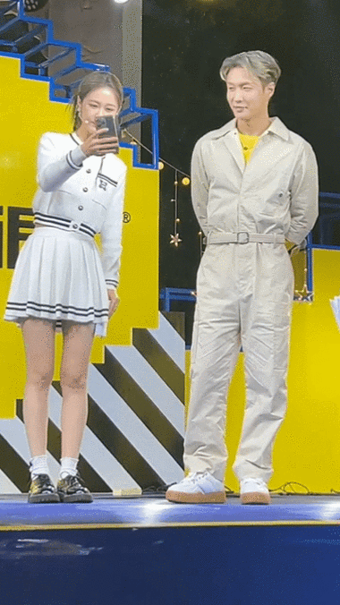 想去张艺兴店当店员##张艺兴是有当店长天赋的