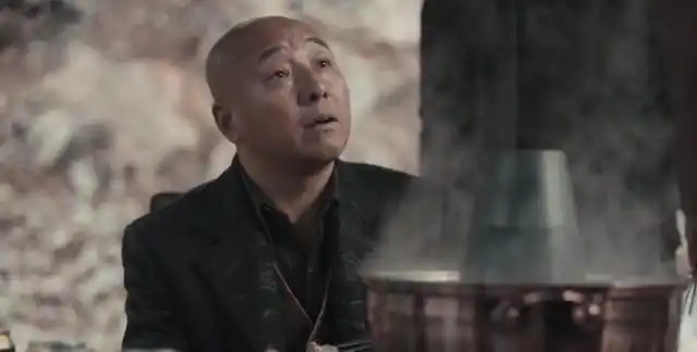 虽然很无厘头,但是却受到很多人喜欢,我们知道,周晓鸥是一位实力派的