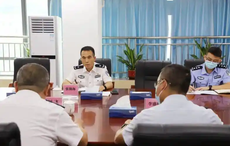 增城区副区长,区公安分局局长张锦海一行走访调研增城