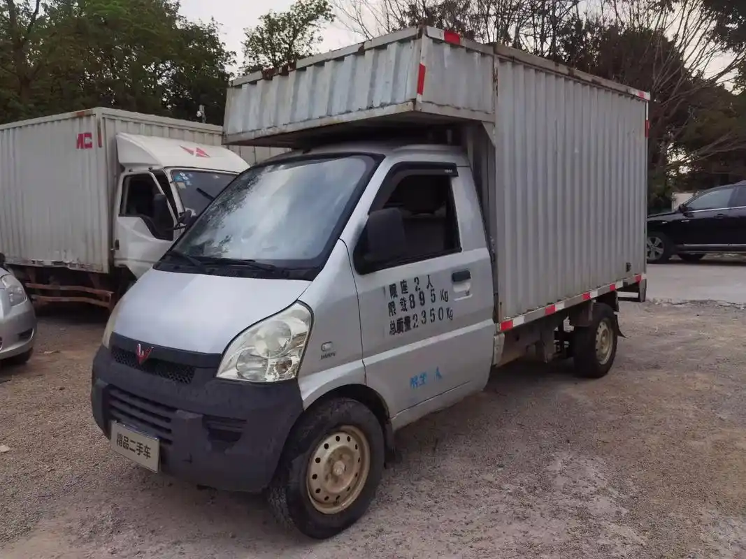 15年五菱小货车,1.5排量,原车空调