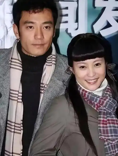 纪实郝蕾两婚两离带着双胞胎儿子独自生活如今以导师身份出现