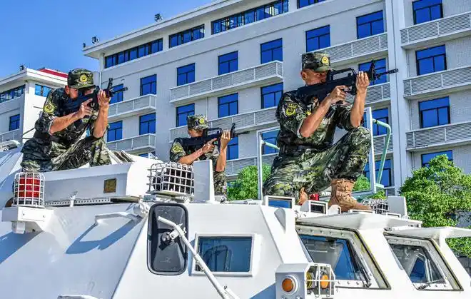 新戎装新起点 21式夏季作训服正式亮相武警湖南总队某部|军装|迷彩