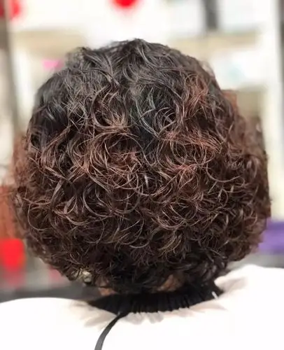 2018狗年最新流行的泰迪卷发发型图片