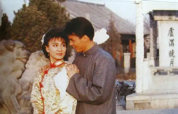 林瑞阳得知自己被认成张庭奶奶后很伤心曾是燕南天的扮演者