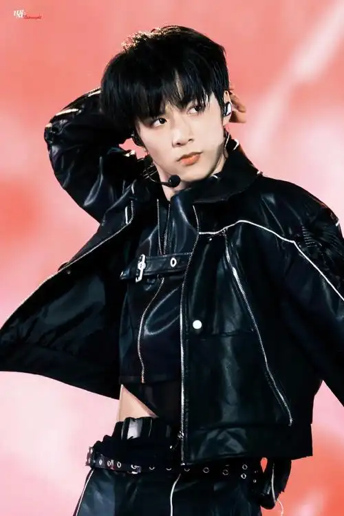 刘耀文重庆演唱会