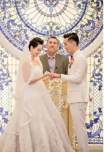 戚薇李承铉婚礼现场照片罕见曝光唯美浪漫羡煞旁人