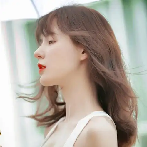 张予曦/林间少女.