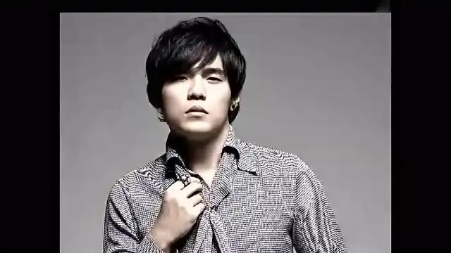 25岁的昆凌出席活动,网友们留言:有一种美,叫周杰伦眼中的美