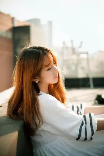 qq透明皮肤:美好的时光总是短暂的啊