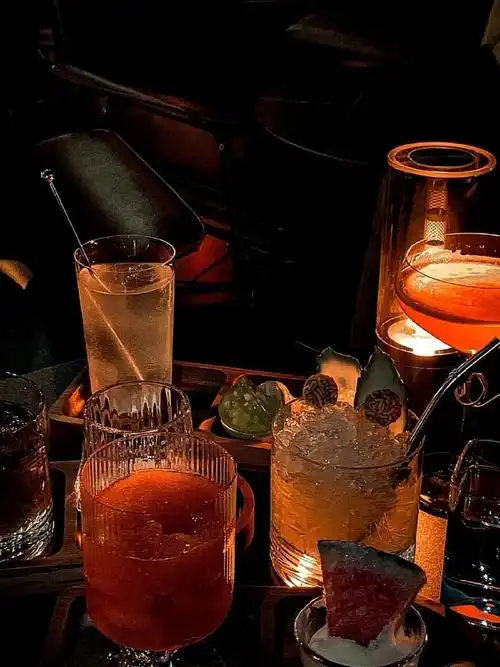 小酌一杯##喝酒文案##朋友圈文案##朋友圈背景图##朋友圈分享##文案