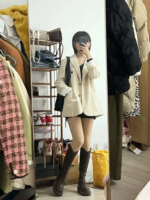 94斤163cm秋季穿搭西装外套加长筒靴