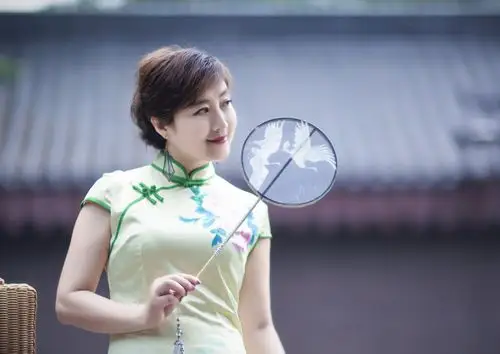 云飏阁旗袍俏佳人