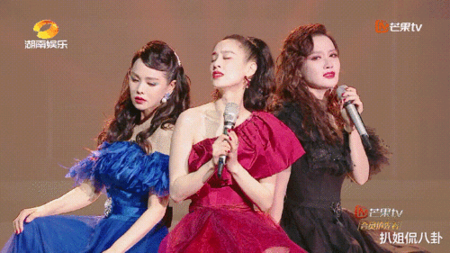 伊能静皱纹横生黄圣依干瘪刻薄,张萌的脸膨胀如面包