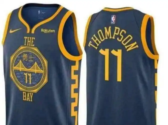 仔细想想勇士新款球衣为何有汉字,这是偶然吗?