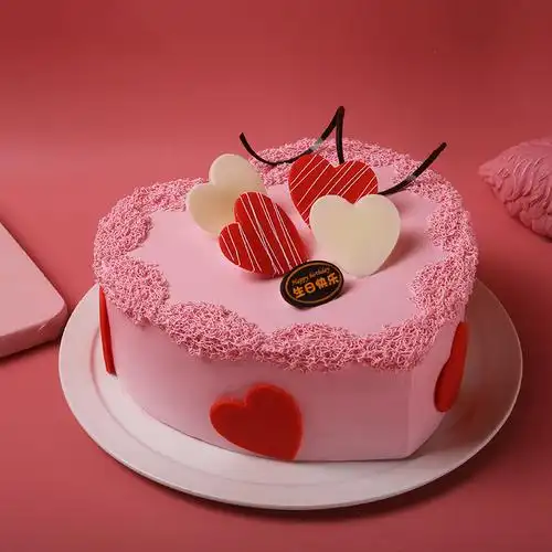 情有独钟心形鲜奶蛋糕
