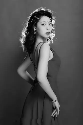 黑白图女生冷酷霸气侧颜(二)