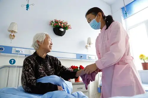 河北邢台:"医养结合"惠民生 (1)_图片新闻_中国政府网