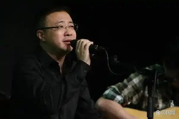 人到中年唱不出惆怅