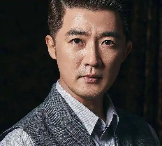 原创星梦奇缘太帅气安在旭的顺遂星路里也偶有一段小插曲