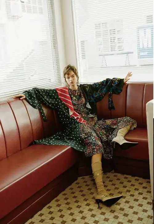 uooyaa乌丫旗舰店