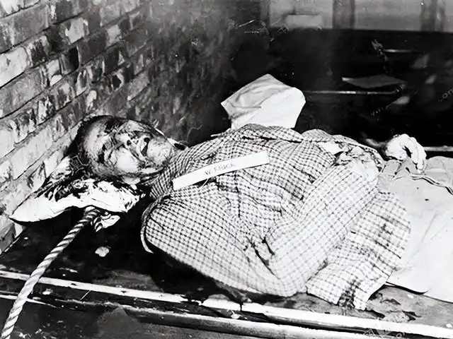 纳粹战犯施特莱彻:临死前毫无悔意,喊出一个名字