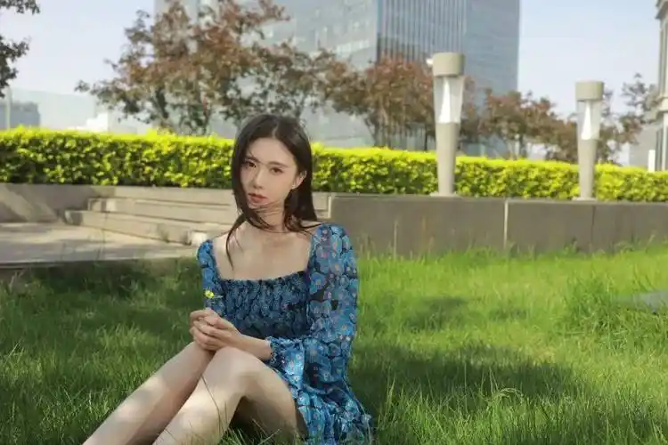 方领元素 传递南法味道_图片_来源_搭载